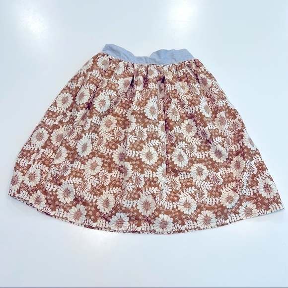 Dresses & Skirts - VINTAGE Chambray and Brown Floral Skirt perfect for autumn or fall photos